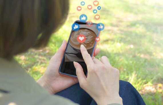 SNSでインフルエンサーを目指しませんか？LillaミュージックではInstagramやTwitter等で人気になれるコースが新開口！