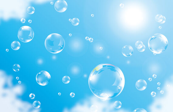 学校帰りや仕事帰りに通いやすい音楽教室Lillaミュージックスクールへようこそ！よる23:00まで営業しています